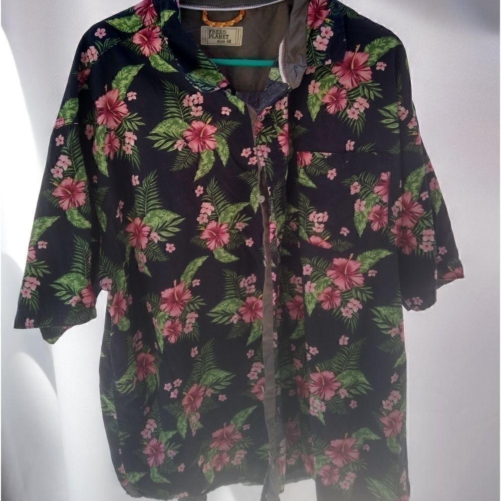 Free Planet shirt
